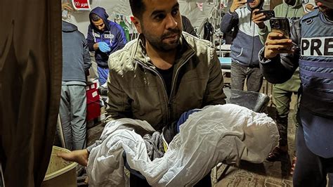 İsrail'in 125 gündür sürdürdüğü saldırılarda Gazze'de can kaybı 27 bin 840'a çıktı - Son Dakika Haberleri